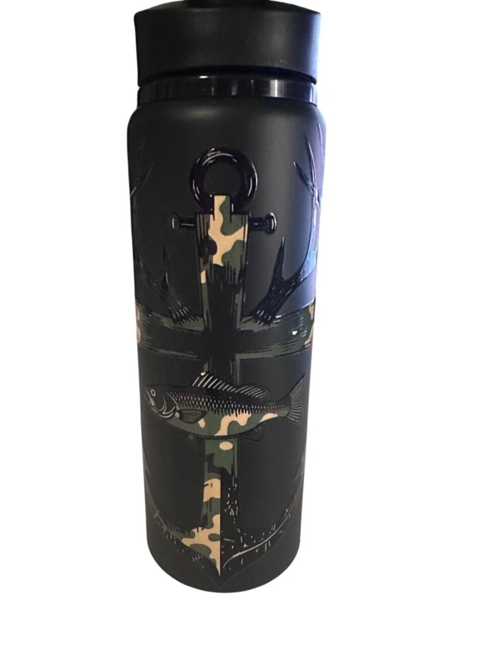 24 oz. aluminum water bottle black green camo fishing and deer antlers and cross
